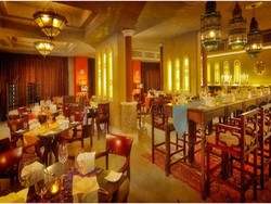 Coral International Cape Town, Hotel Halal Pertama