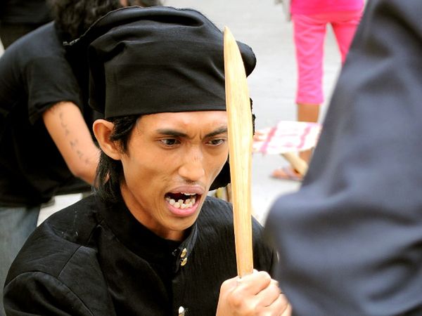 Menentang Penghancuran Benteng Somba Opu