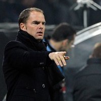 Ajax Permanenkan Frank de Boer