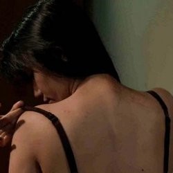 Aida Saskia Tuding Tim Produksi K2K Sebar Foto Adegan Mandinya