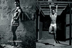 Dolce Gabbana Luncurkan Buku Fotografi Pria Bugil