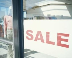 Berburu Sale Awal Tahun di Plaza Senayan