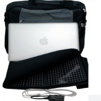 Charger Tenaga Surya Isi Ulang Baterai MacBook 