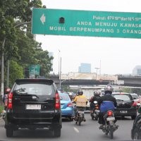 Premium Dibatasi,  Jalanan Jakarta Tetap Macet
