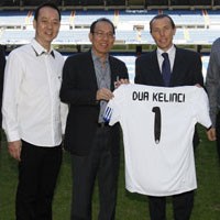 Madrid Disponsori Dua Kelinci