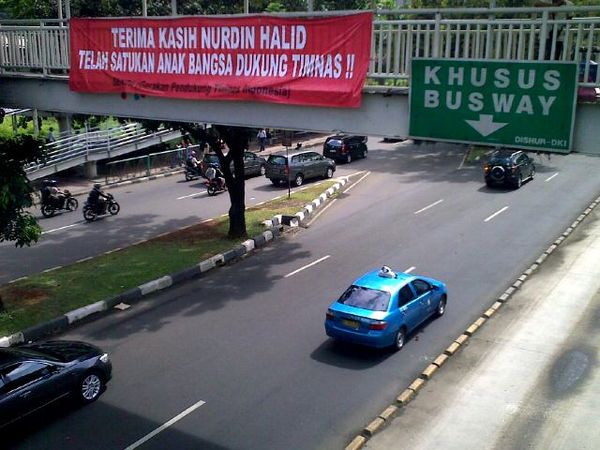 Spanduk Nurdin Halid di Jakarta Spanduk Nurdin Halid di Jakarta