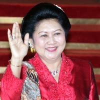 Shock Therapy Ruhut Memulai Pacuan Menuju RI-1