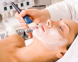 Hati-hati, Chemical Peeling Bisa Membuat Tubuh Mudah Sakit