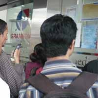 Ribuan Pelamar Kerja Datangi Job Fair