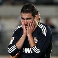Operasi di AS, Higuain Bisa Absen Tiga Bulan