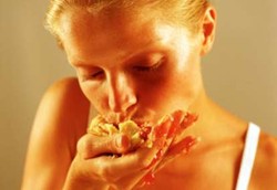 Nggak Lapar Tapi Kok Makan Terus?