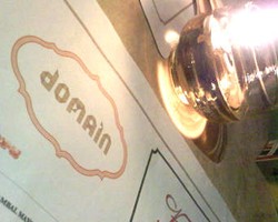 Warm & Intimate di Domain Senayan City