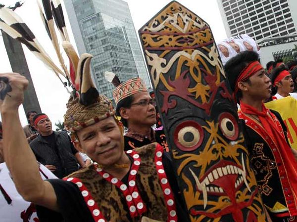 Warga Dayak Kecam Pernyataan Thamrin Tamagola