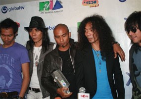 Izin Tak Keluar, Slank Batal Manggung di LPI