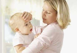 Beri Bayi Antibiotik Bisa Tingkatkan Risiko Asma