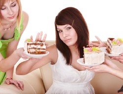 Ingin Mengontrol Nafsu Makan? Hindari Makanan Ini!