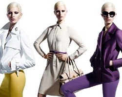 Baru Melahirkan, Model Karolina Kurkova Kembali Langsing