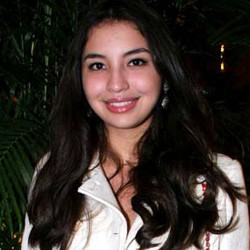 Suka Makan, Manohara Tolak Diet