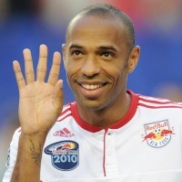 King Henry Kembali ke Arsenal