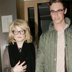 Patah Hati, Kelly Osbourne Temukan Pria Baru