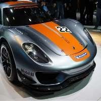 Porsche 918 Tampil Hijau di Detroit