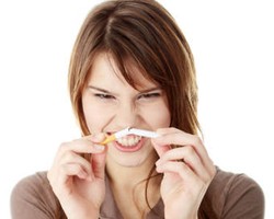 Merokok Bikin Wanita Terlihat 4 Tahun Lebih Tua