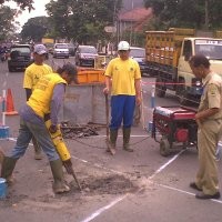 Khawatir Ambles Lagi, Jalan Pajajaran Dilubangi