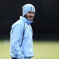 Spurs Tutup Kans Beckham Main Lawan MU