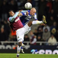 Blunder Foster Menangkan West Ham