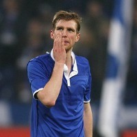 Mertesacker Tolak Arsenal
