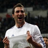 Tunggu Higuain Empat Bulan Lagi