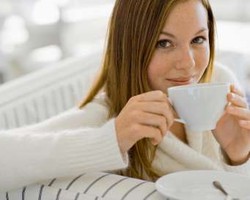 Cegah Osteoporosis dengan Rajin Minum Teh Hijau