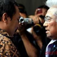 Buyung Ingin Polisi dan Perusahaan yang Terlibat Kasus Gayus Diusut