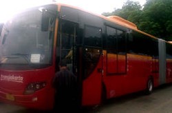 Trayek Bus Umum Dicabut, Pemprov DKI Harus Pikirkan Nasib Sopir