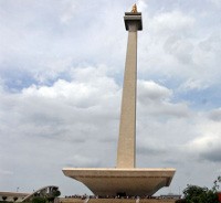 Taman Barat Monas, Dari Spot Pacaran Sampai Kisah Horor