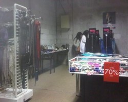 Topshop & Dorothy Perkins Diskon Hingga 80% di Citywalk