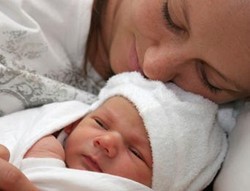 Menyusui Bantu Ibu Baru Terhindar dari Depresi