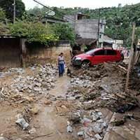 Korban Longsor Brasil Nyaris 500 Orang, Jenazah Dijejer di Jalanan