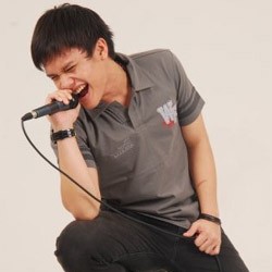 Luna Maya Bikin Randy Pangalila Jadi Tepat Waktu