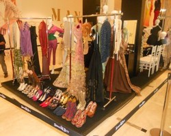 25 Tahun Berkarya, Desainer Indonesia Gelar Confashion!