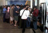 Proses Refund di Kantor Mandala Mulai Tertib