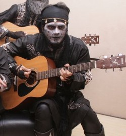 Kasus Perkosaan Diduga Setting-an untuk Album Baru Kuburan