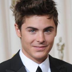 Jadi Tentara, Zac Efron Besarkan Badan