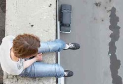 Jangan Bunuh Diri! Curhat Saja di 500-454 