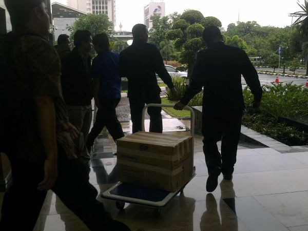 2 Daftar Klien Gayus Kembali Diserahkan