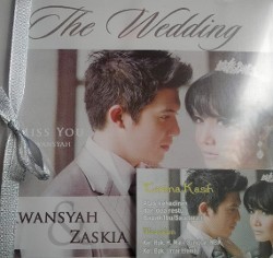 Album Mini Jadi Souvenir Pernikahan Zaskia Sungkar & Irwansyah
