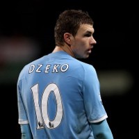 Dzeko Dipuji, Tevez Disanjung