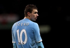 Dzeko Dipuji, Tevez Disanjung