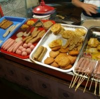 TKI Ramai Jualan Pecel Hingga Gorengan di Hong Kong