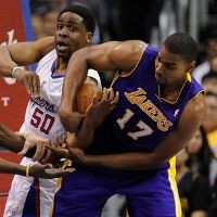 Clippers Pecundangi Lakers